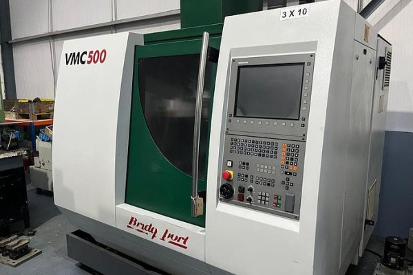 Вертикальный обрабатывающий центр с ЧПУ  Bridgeport VMC500 XP