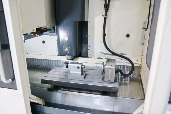 Вертикальний обробний центр з ЧПУ DECKEL MAHO - DMC 835 V New Design -134