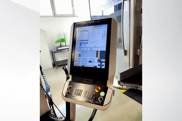 Вертикальний обробний центр з ЧПУ DMG MORI CMX 800 V