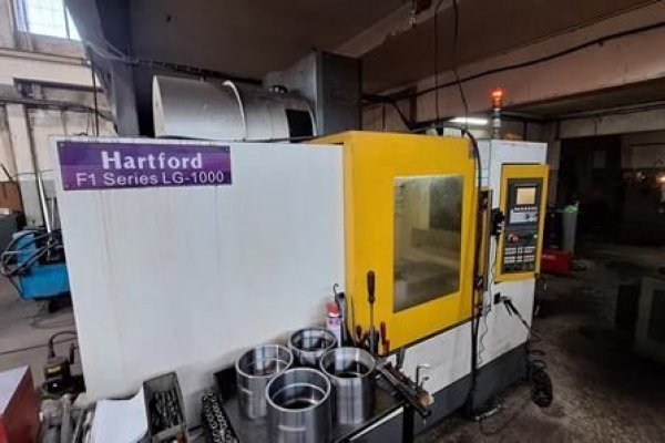 Вертикальний обробний центр з ЧПУ Hartford F1 Series LG-1000