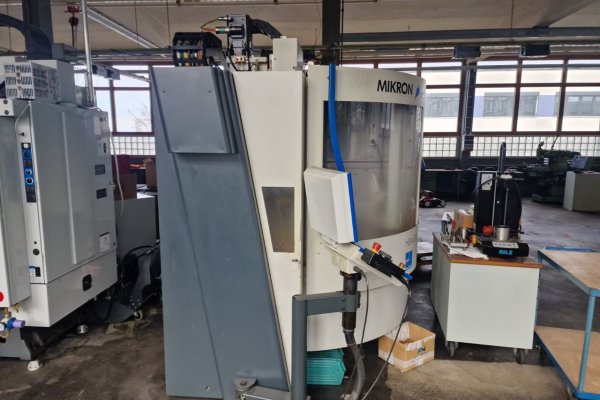 Вертикальный обрабатывающий центр с ЧПУ MIKRON HSM 500