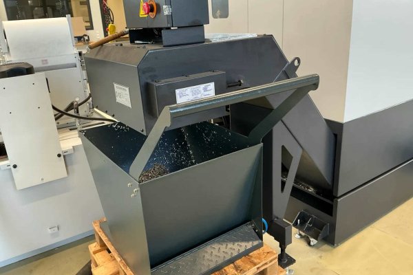 Вертикальный обрабатывающий центр SMEC MCV6700L
