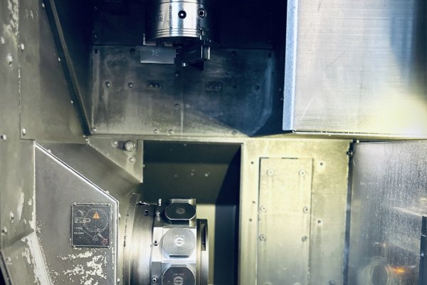 Вертикальный токарный центр с ЧПУ DMG MORI CTV 160