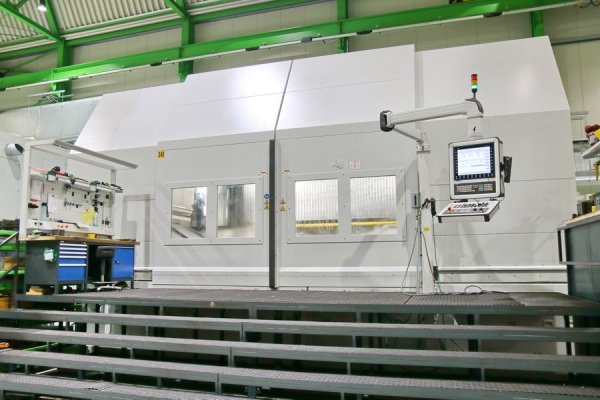 Вертикальный токарный обрабатывающий центр с ЧПУ PITTLER - PV 4000