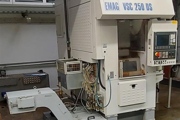 Вертикальный токарный станок EMAG VSC 250 DS