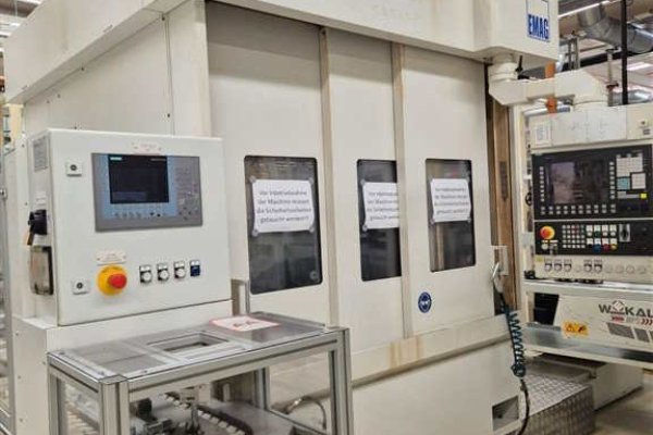 Вертикальний токарний верстат EMAG VTC 200-4