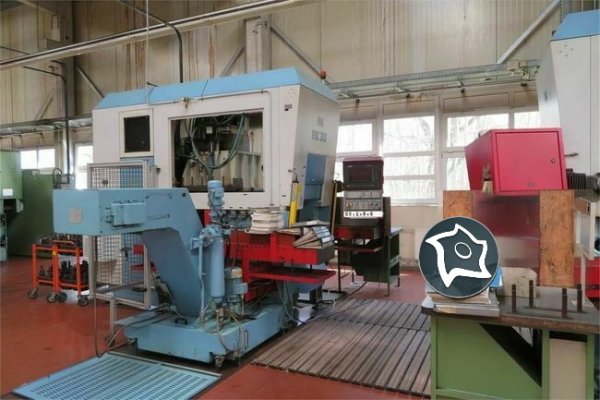 Вертикальный токарный станок с приводными инструментами EMAG VSC 315