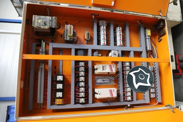 Внутрішньошліфувальний верстат Voumard 5ALP1000