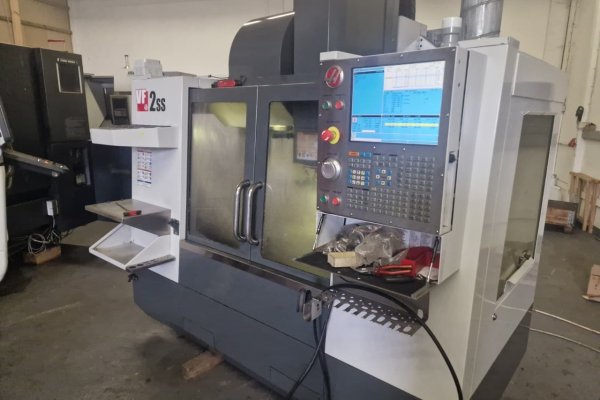 Високошвидкісний вертикальний обробний центр HAAS з ЧПУ HAAS VF-2SS