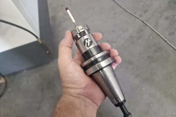 Високошвидкісний вертикальний обробний центр HAAS з ЧПУ HAAS VF-2SS