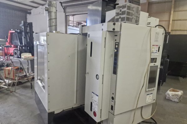 Высокоскоростной вертикальный обрабатывающий центр HAAS с ЧПУ HAAS VF-2SS
