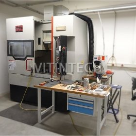 Вертикальный фрезерный обрабатывающий центр с ЧПУ QUASER MV 154 C-10B